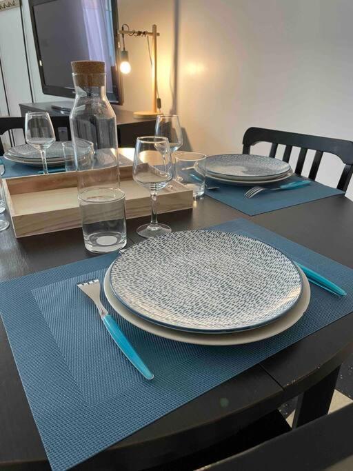 Au Parisien Apartment Ault Luaran gambar